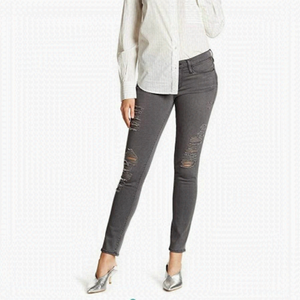 𝅺FRAME Le Skinny De Jeanne Satine Rips in Grey Shred (Distressed)